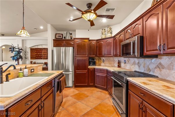 Interior, Kitchen, Pendant Lights, Recessed Lighting