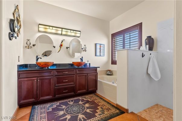 Bathroom, Dual Sink Vanities, Interior