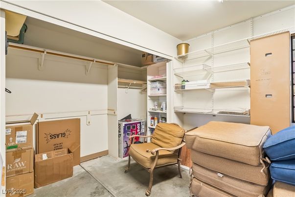 Interior, Walk-in Closets