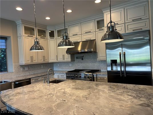 Interior, Kitchen, Pendant Lights, Recessed Lighting, Stainless Steel Appliances
