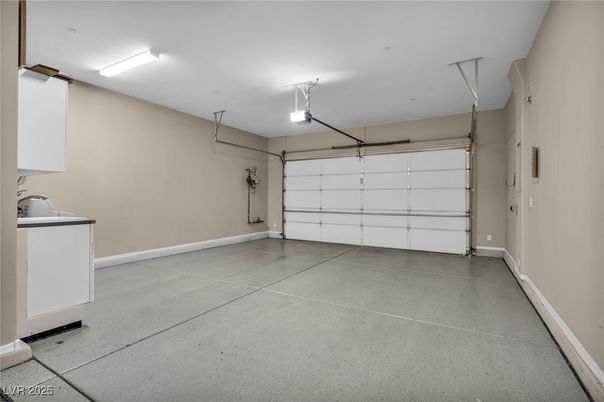 Garage, Interior