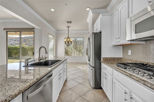 Chandelier, Interior, Kitchen, Recessed Lighting, Stainless Steel Appliances