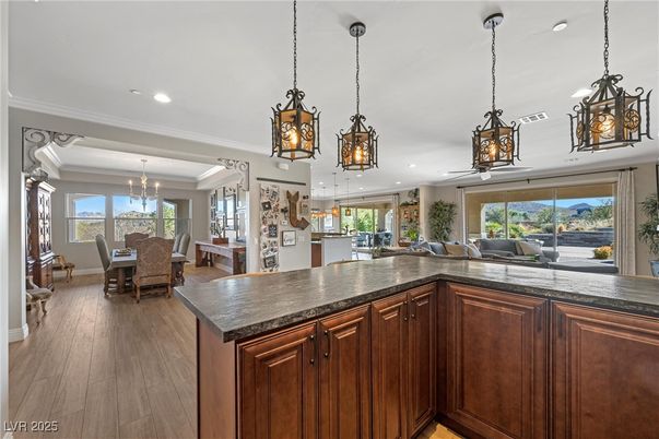 Chandelier, Dining room, Interior, Kitchen, Pendant Lights, Recessed Lighting, Wood Texture Flooring