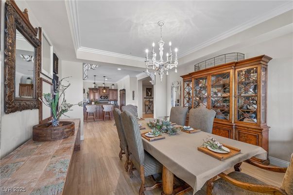 Chandelier, Dining room, Interior, Kitchen, Pendant Lights, Wood Texture Flooring