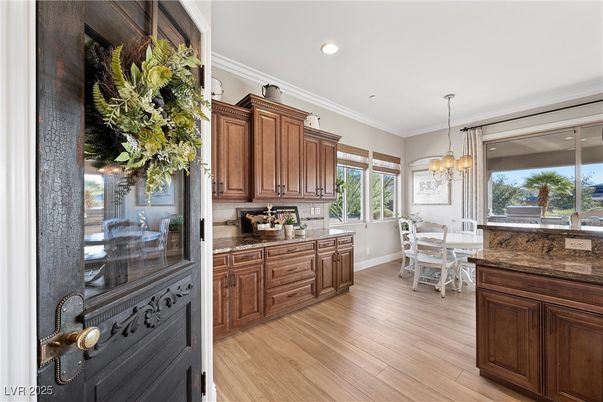 Chandelier, Dining room, Interior, Kitchen, Pendant Lights, Recessed Lighting, Wood Texture Flooring