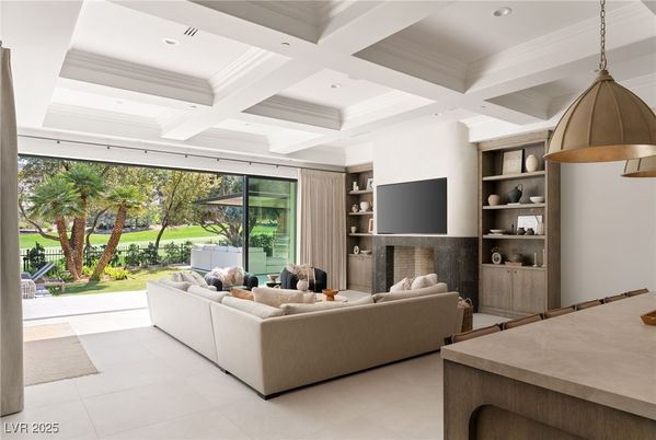 Interior, Living room, Pendant Lights, Recessed Lighting