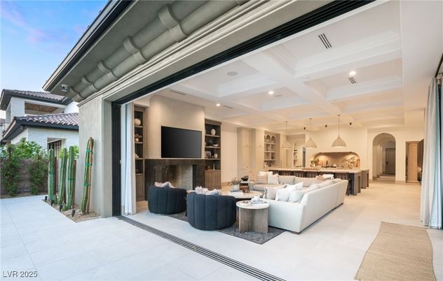 Interior, Kitchen, Living room, Pendant Lights, Recessed Lighting