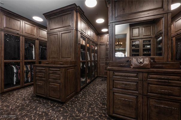 Interior, Recessed Lighting, Walk-in Closets