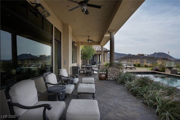 Exterior, Pool, Other