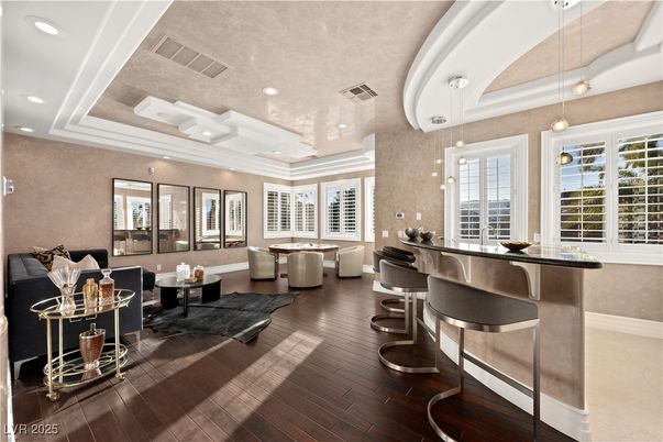 Dining room, Interior, Living room, Pendant Lights, Recessed Lighting, Wood Texture Flooring