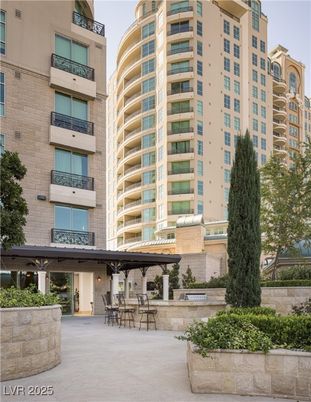 Exterior, Facade, Condo Building