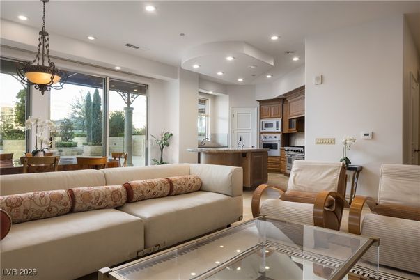Dining room, Interior, Kitchen, Living room, Pendant Lights, Recessed Lighting, Stainless Steel Appliances