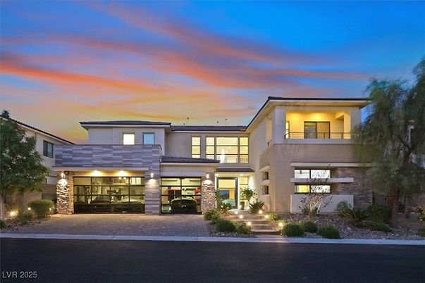 Attached, Exterior, Facade, Modern