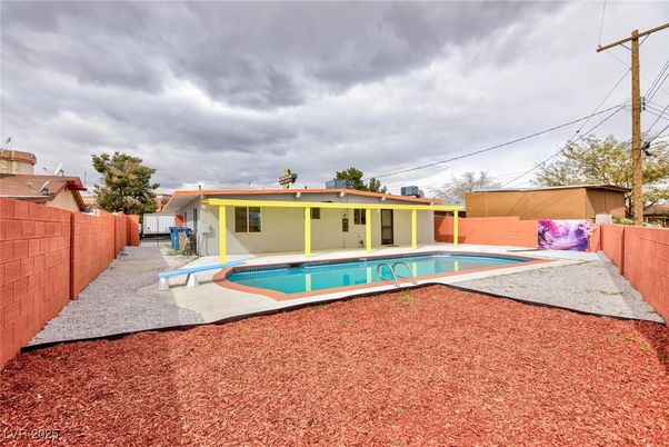 Backyard, Exterior, Pool