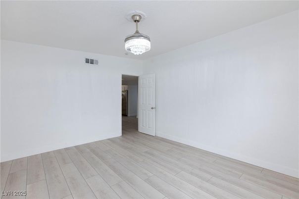 Chandelier, Empty room, Interior, Wood Texture Flooring