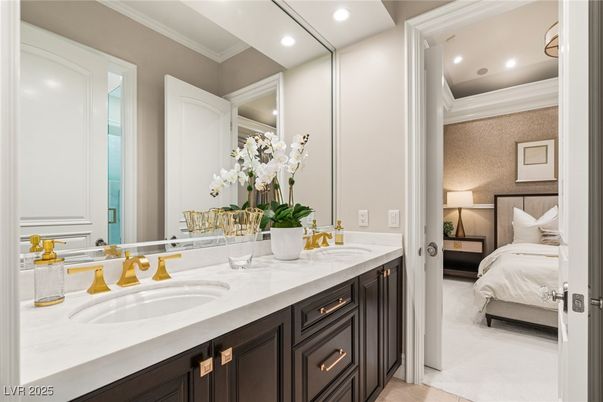 Bathroom, Bedroom, Dual Sink Vanities, Interior, Recessed Lighting