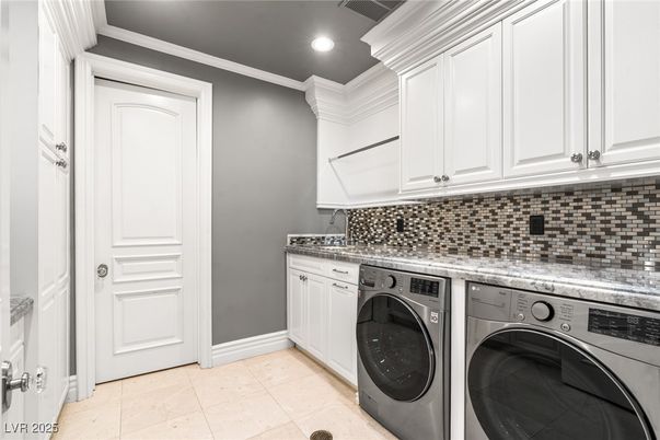 Interior, Recessed Lighting, Washer