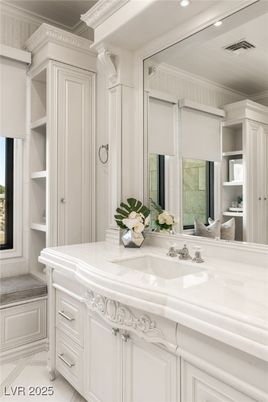 Bathroom, Interior, Recessed Lighting