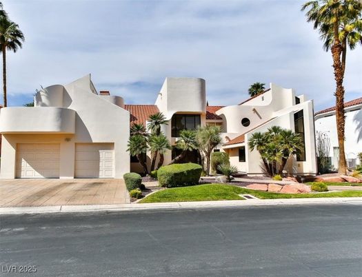 Attached, Exterior, Facade, Spanish Mediterranean