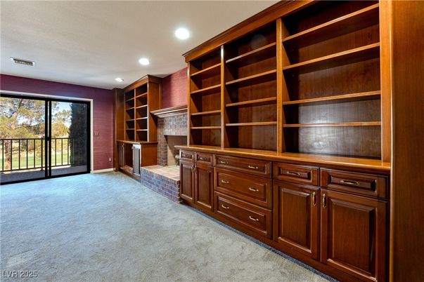 Fireplace, Interior, Recessed Lighting