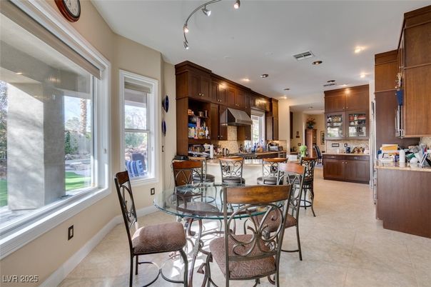 Dining room, Interior, Kitchen, Recessed Lighting