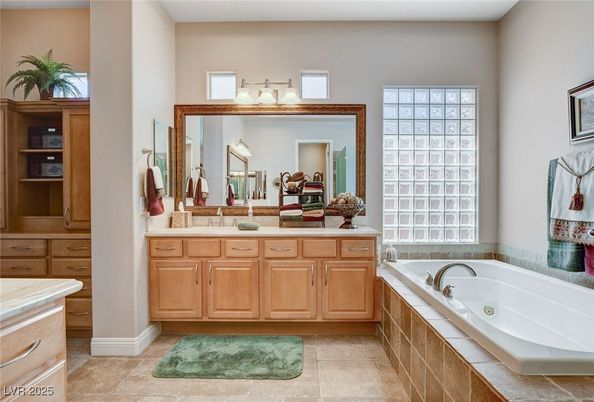 Bathroom, Dual Sink Vanities, Interior