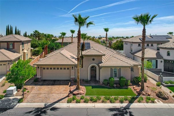 Attached, Exterior, Facade, Solar Panels, Mediterranean