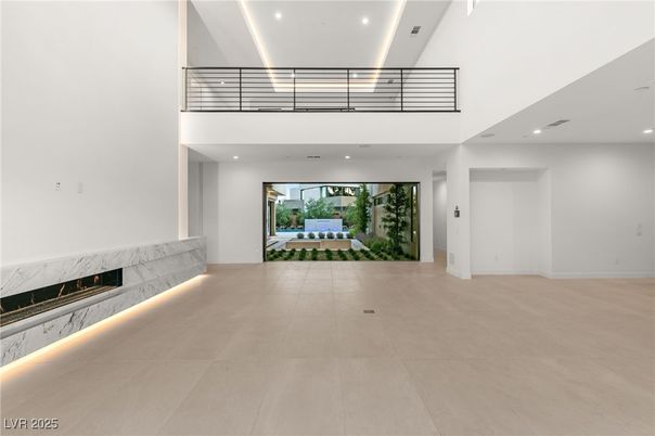 Fireplace, Interior, Recessed Lighting