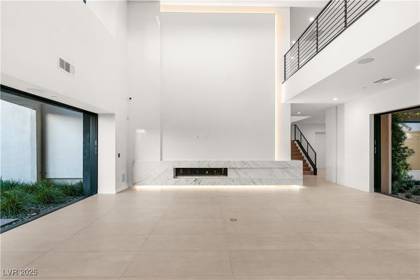 Fireplace, Interior, Recessed Lighting