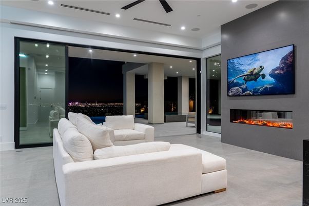 Fireplace, Interior, Living room, Recessed Lighting