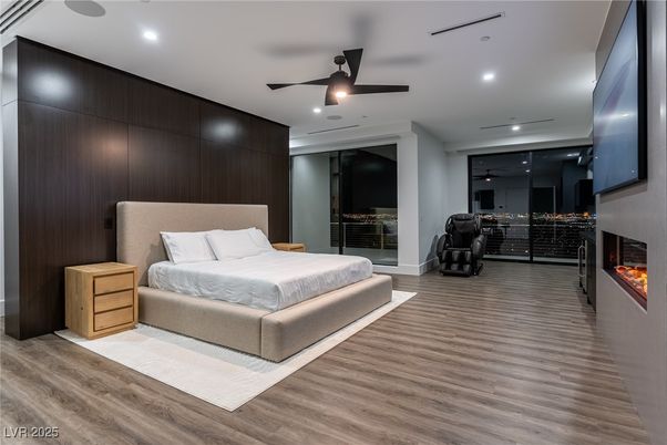 Bedroom, Fireplace, Interior, Recessed Lighting, Wood Texture Flooring