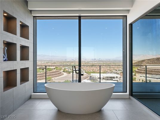 Bathroom, Free Standing Baths, Interior