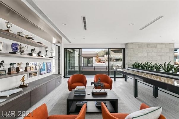 Game Room, Interior, Living room, Recessed Lighting, Stone Walls