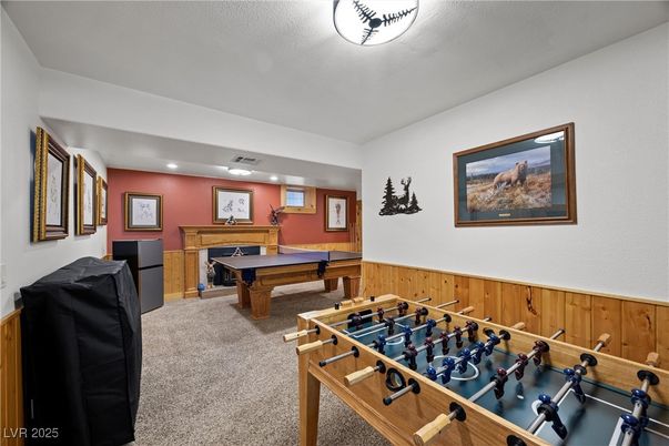 Billiard Table, Game Room, Interior, Recessed Lighting
