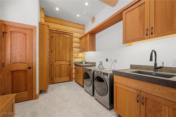 Interior, Recessed Lighting, Washer