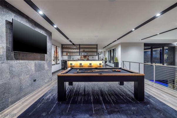 Billiard Table, Game Room, Interior, Recessed Lighting