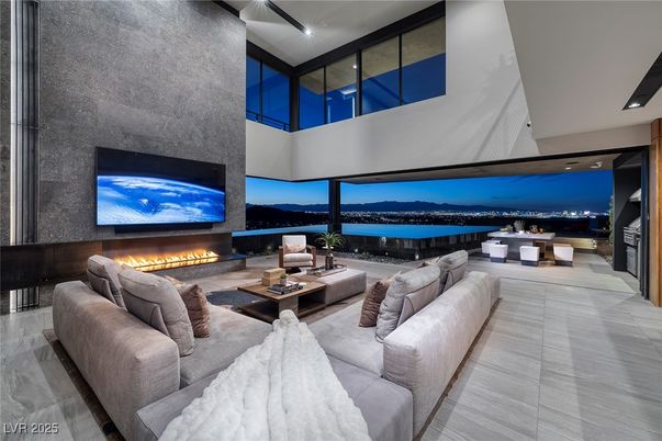 Fireplace, Interior, Living room, Recessed Lighting