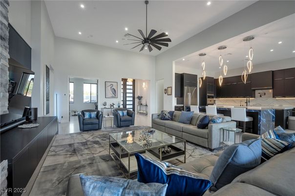 Interior, Kitchen, Living room, Marble Walls, Pendant Lights, Recessed Lighting, Stainless Steel Appliances