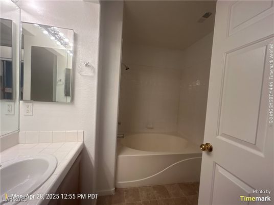 Bathroom, Interior, Tile Countertops