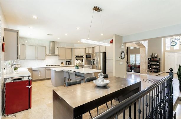 Interior, Kitchen, Pendant Lights, Recessed Lighting, Stainless Steel Appliances