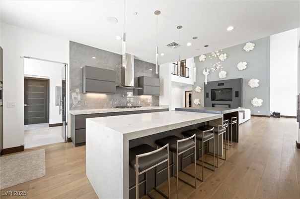 Interior, Kitchen, Pendant Lights, Recessed Lighting, Wood Texture Flooring