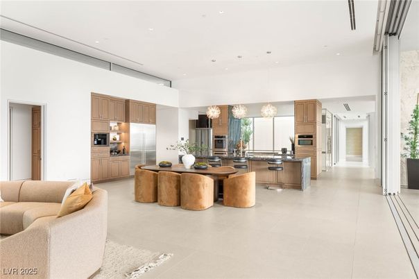 Interior, Kitchen, Living room, Pendant Lights, Recessed Lighting, Stainless Steel Appliances