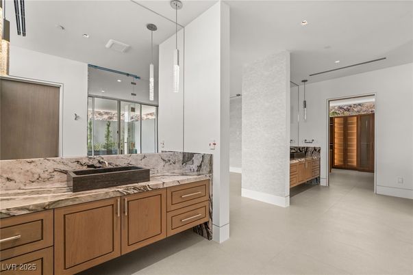 Bathroom, Dual Sink Vanities, Interior, Pendant Lights, Recessed Lighting