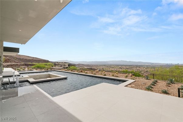 Exterior, Pool, Other