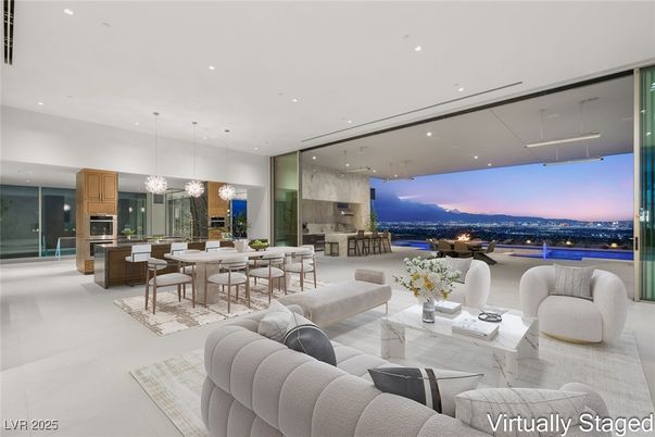 Dining room, Interior, Kitchen, Living room, Pendant Lights, Recessed Lighting, Stainless Steel Appliances