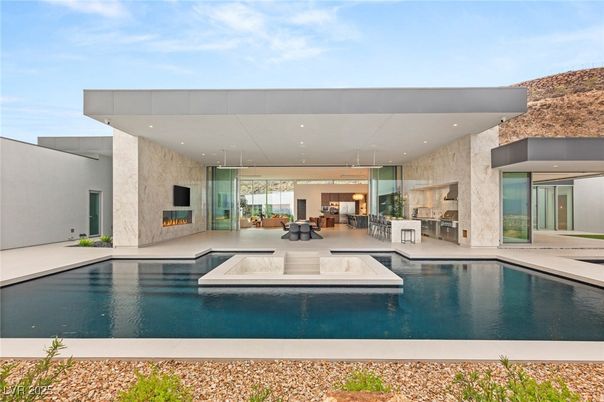 Exterior, Fireplace, Pool