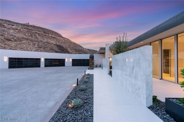 Exterior, Marble Walls