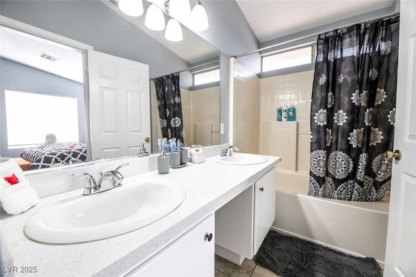 Bathroom, Dual Sink Vanities, Interior