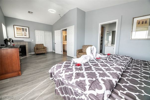 Bedroom, Interior, Recessed Lighting, Wood Texture Flooring