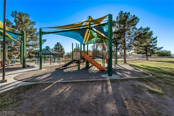 Backyard, Exterior, Playground